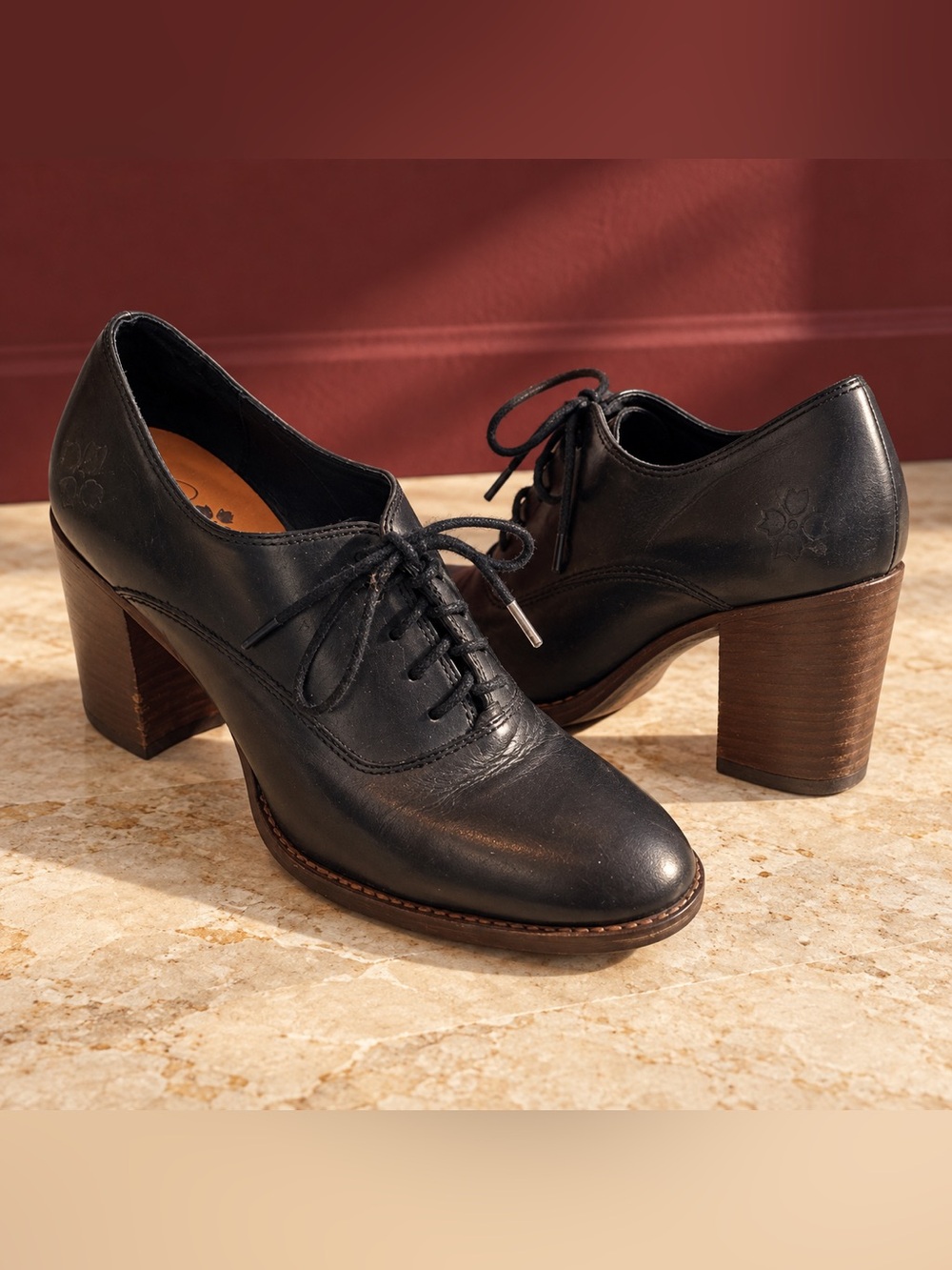 Patricia Nash Black Italian Leather Lace-Up Oxford Heels Size 6.5